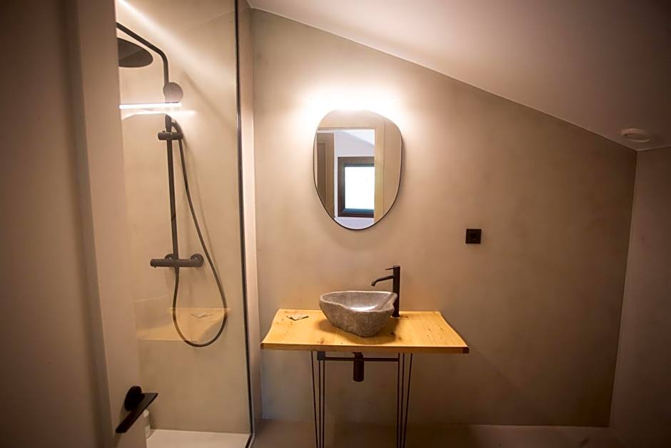 L'indret del Pedraforca Adults Only