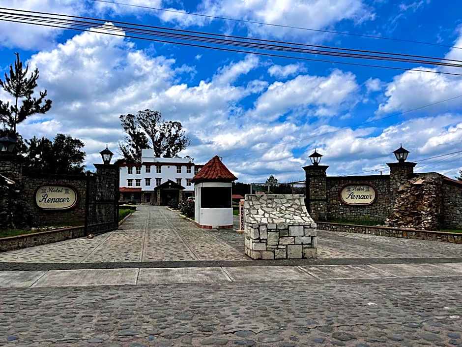 Hotel Renacer