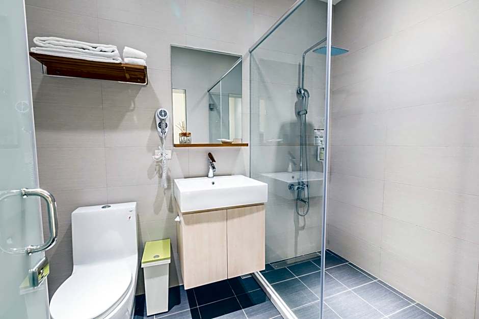 Traveller-Inn Zhongzheng Library