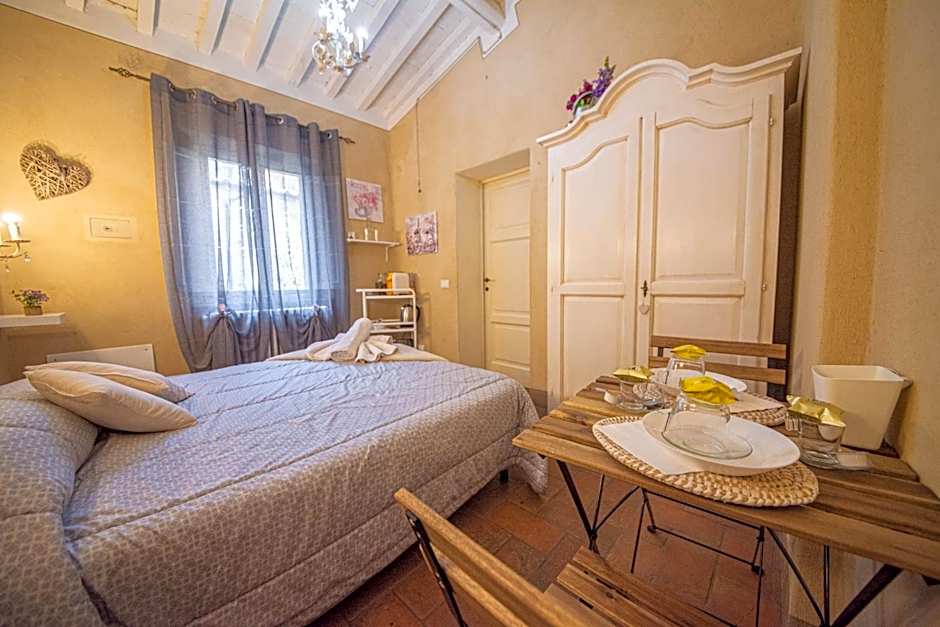 Photo 1 of 2 of Double Room