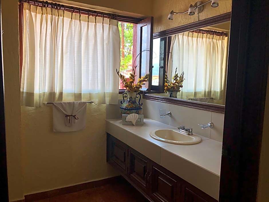 Villa San Jose Hotel & Suites