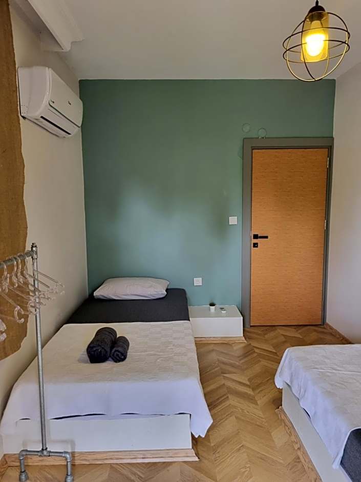 El Mundo Suites