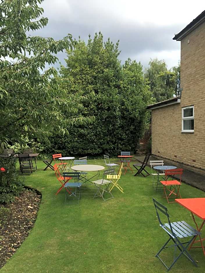 The Elizabeth House Hotel