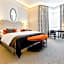 Excelsior Hotel Ernst