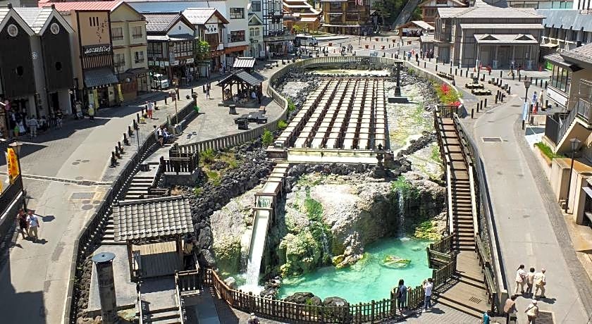 Kusatsu Onsen Hotel Village