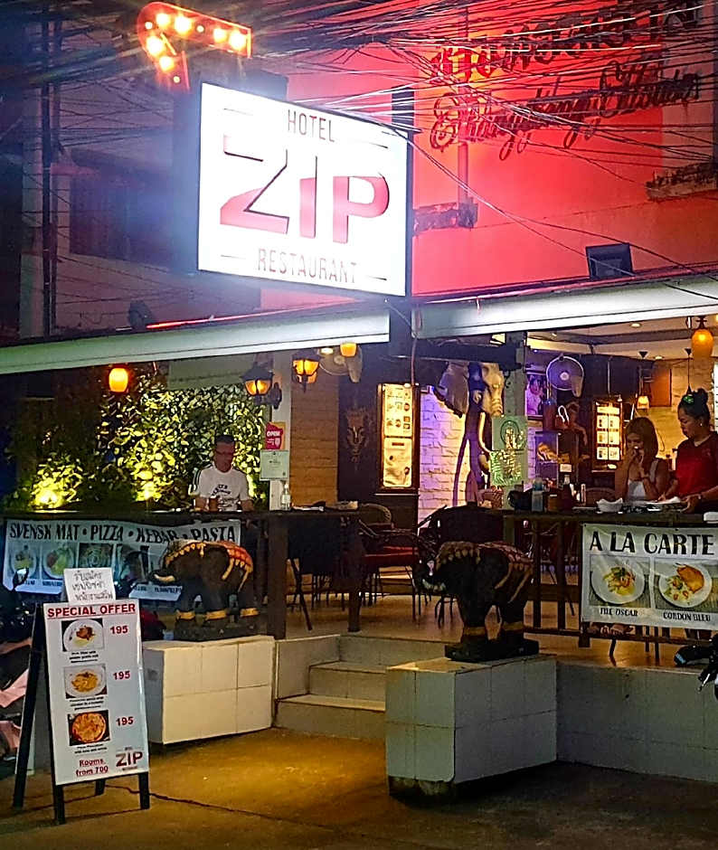 Zip Lounge & Apartments