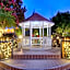 Dinah`S Garden Hotel