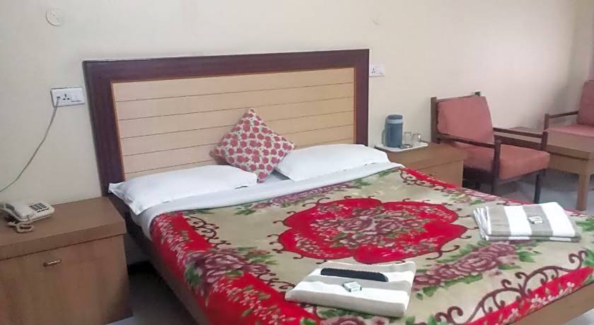 Hotel Preethi Palace