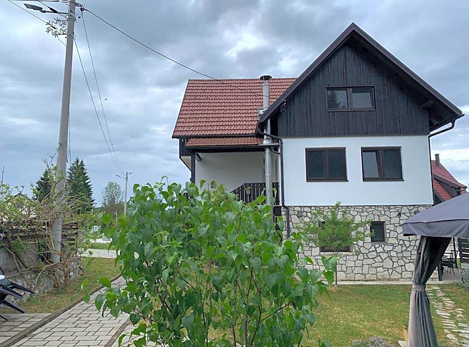 Guesthouse Family Bosnic