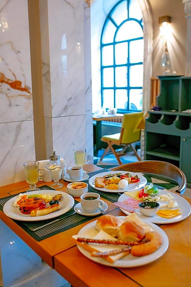 Promenade Hotel Baku