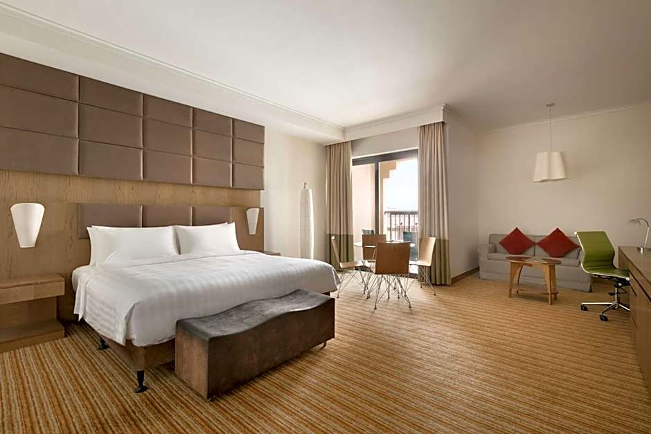 Traders Hotel, Abu Dhabi