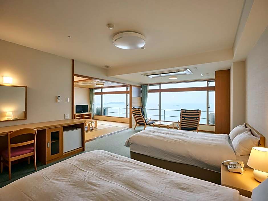 Hotel Urashima