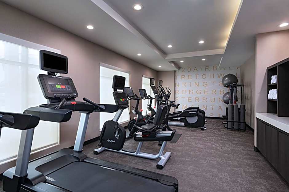 Residence Inn by Marriott New Brunswick Tower Center Blvd.