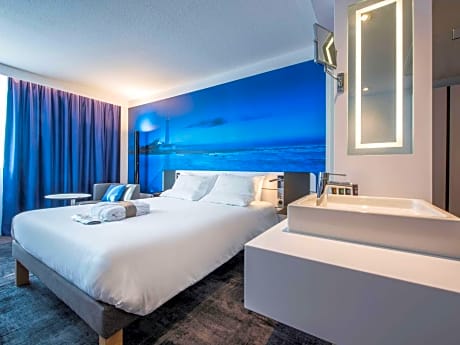 Executive Queen Room
