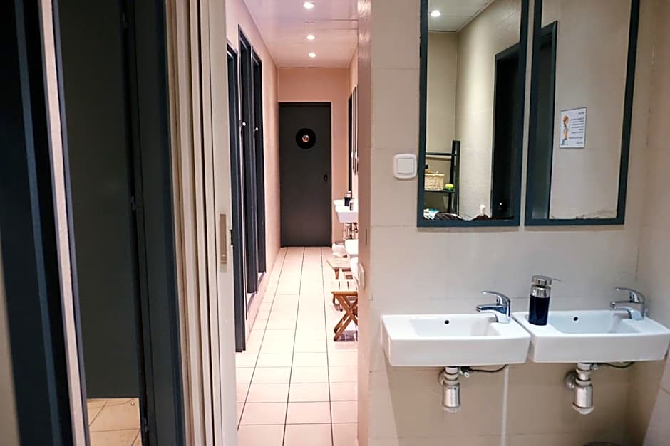 Alternative Creative Youth Hostel Barcelona