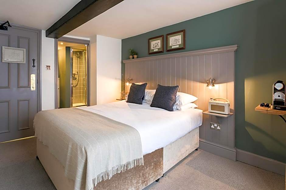 The Angel & Blue Pig