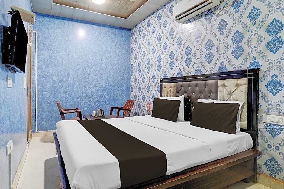 Super Hotel O Zirakpur City Court Complex Formerly The Platinum