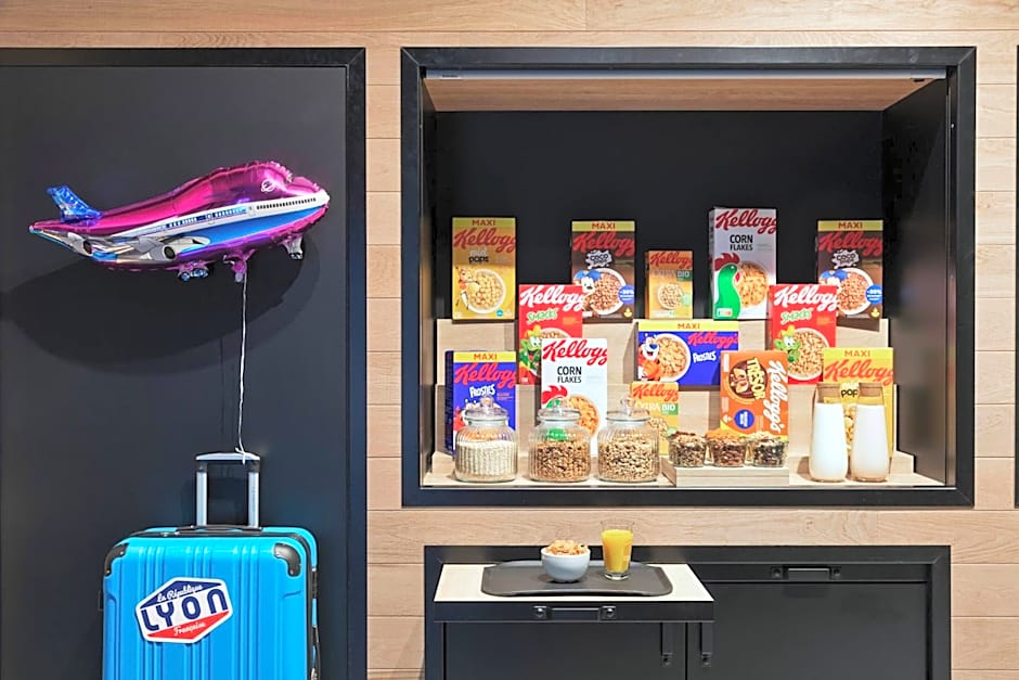 Moxy Lyon Airport