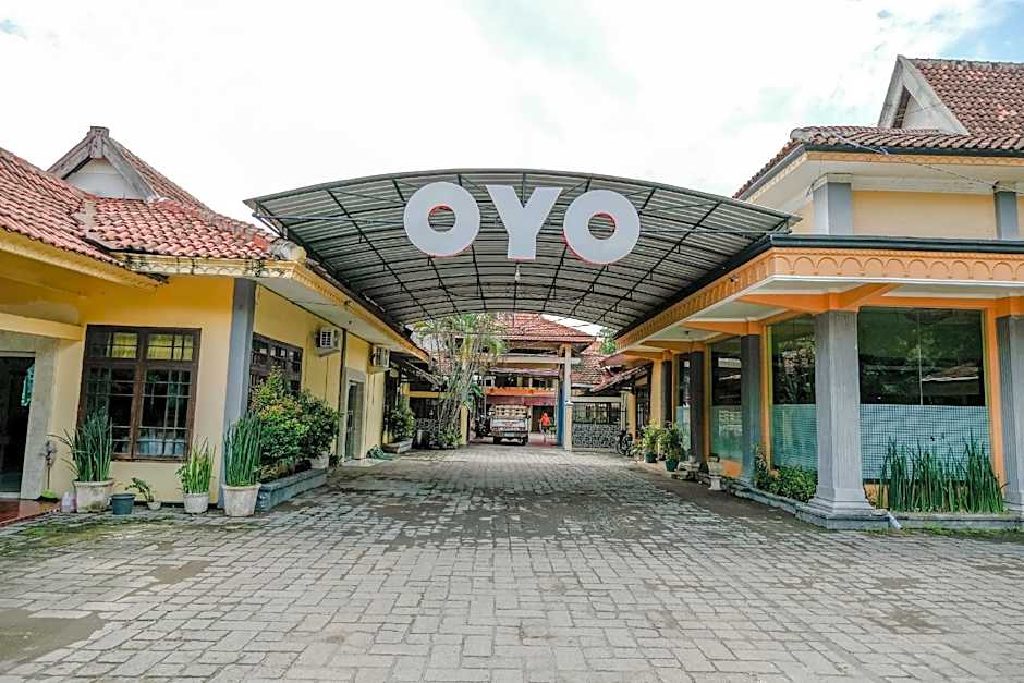 OYO 1984 Hotel Istana Family Syariah