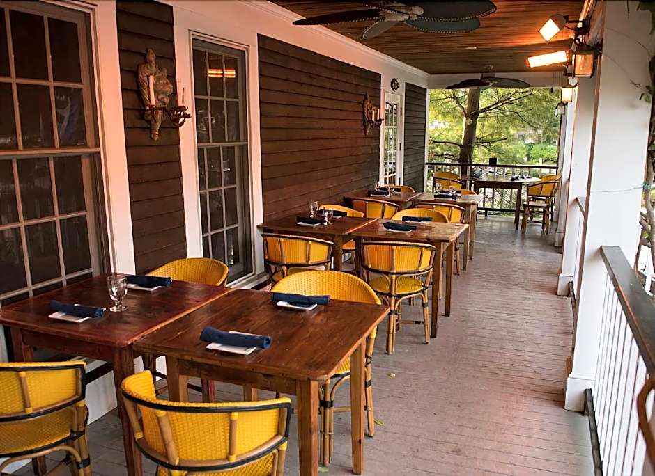 The Red Lion Inn