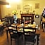 Oakenholt Farm Bed and Breakfast