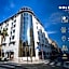 Goldstar Suites