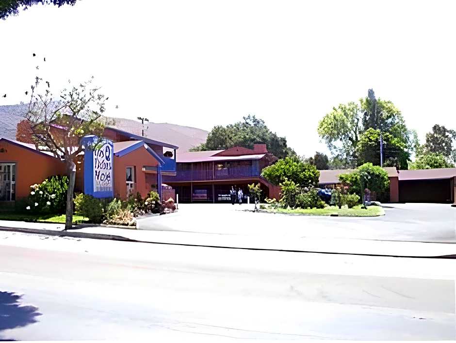 Los Padres Inn