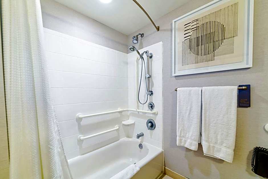 Courtyard by Marriott Biloxi North/D'Iberville