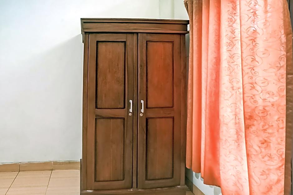 OYO Life 91160 Wisma Srijaya Syariah