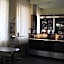 Hotel 106