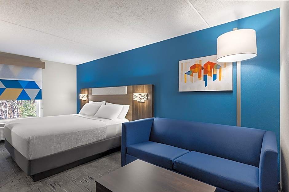 Holiday Inn Express Danbury I-84 By IHG