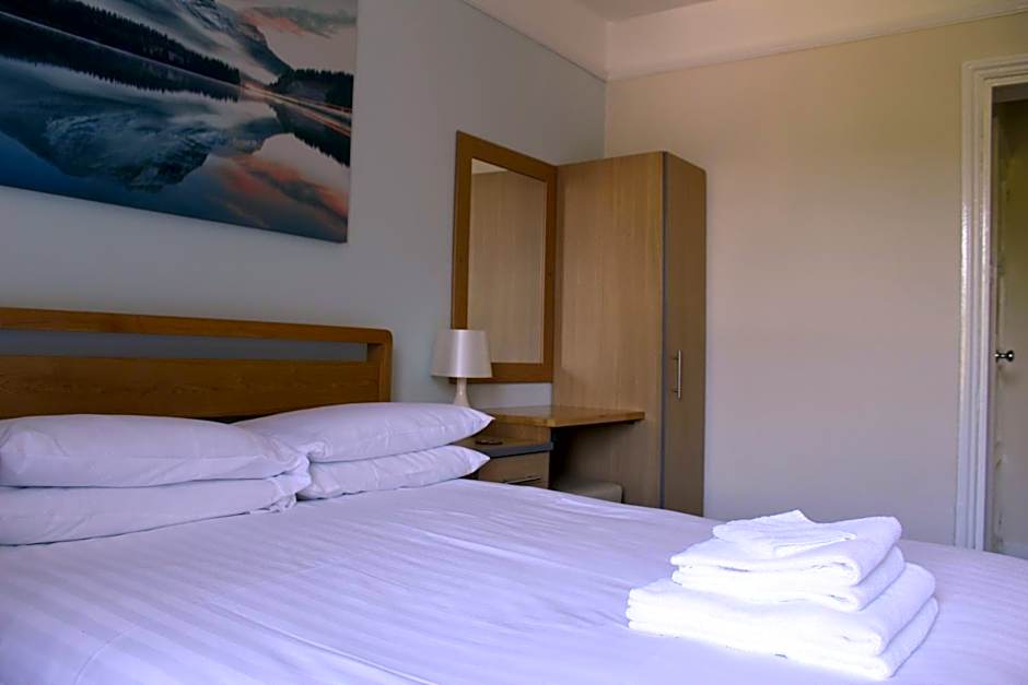 The Bay House Lake View Guest House - Adults Only