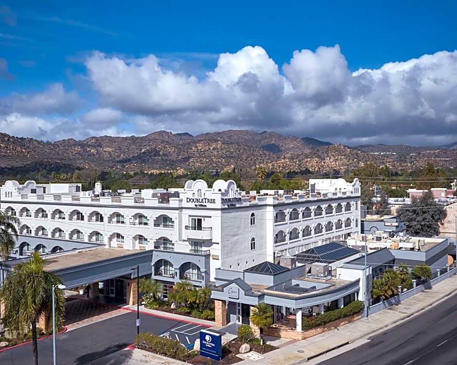 DoubleTree by Hilton Chatsworth