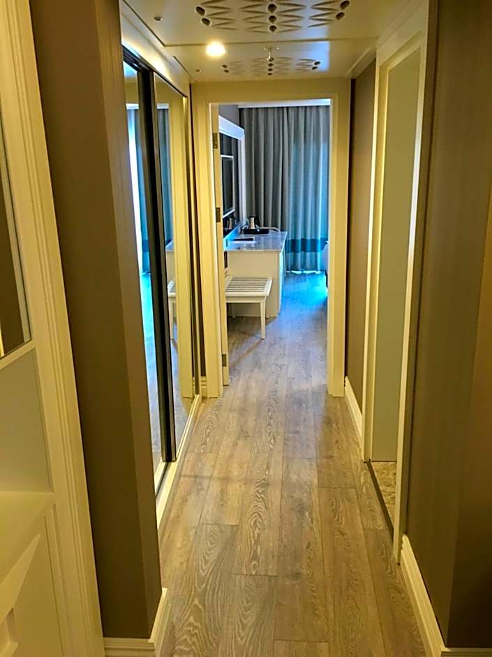 Wome Deluxe Hotel - Halal All Inclusive