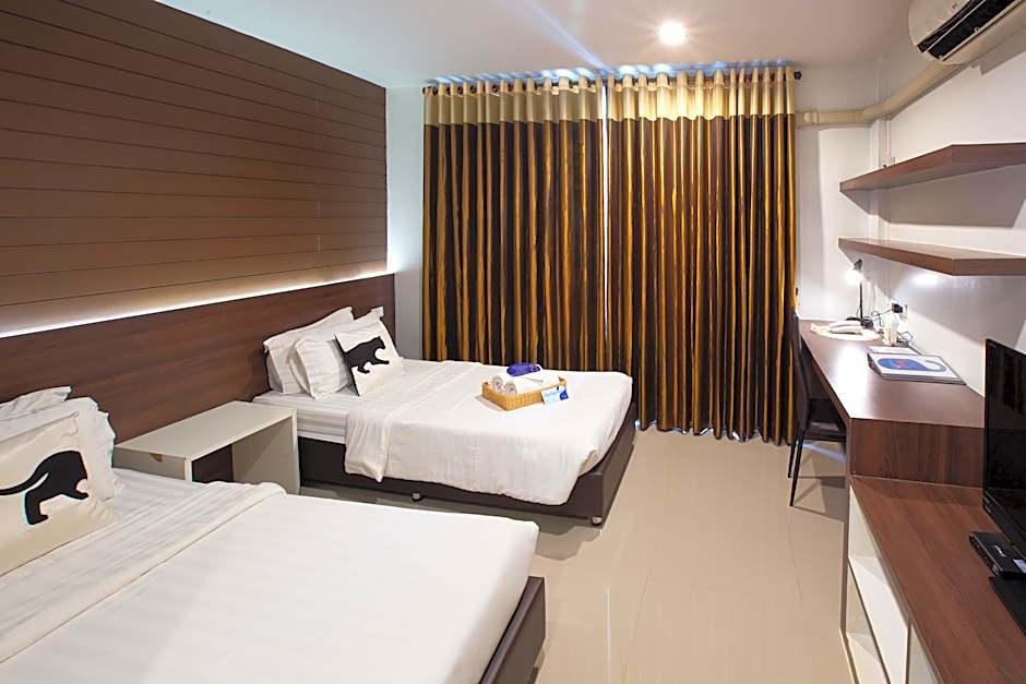 Bed by City Surawong Patpong