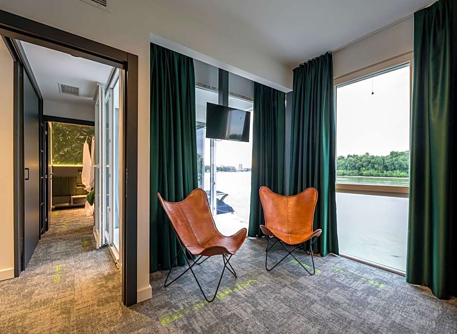 Joy 5 Hotel & SPA