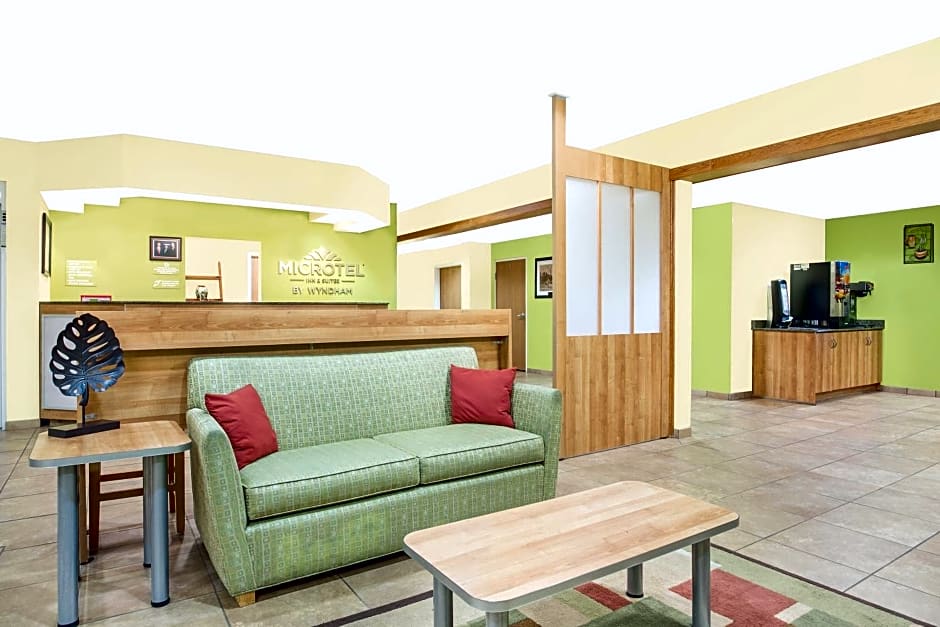 Microtel Inn & Suites by Wyndham Tuscumbia/Muscle Shoals