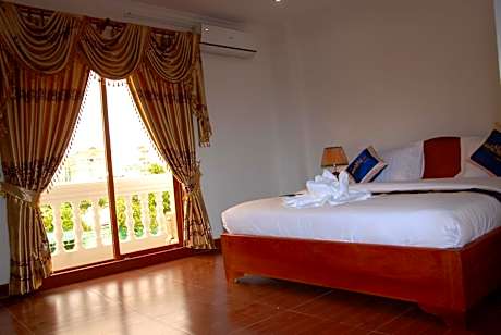 Standard King Room
