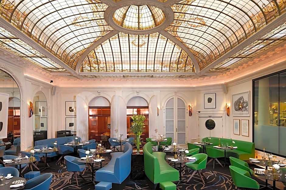 Hôtel Vernet Champs Elysées Paris