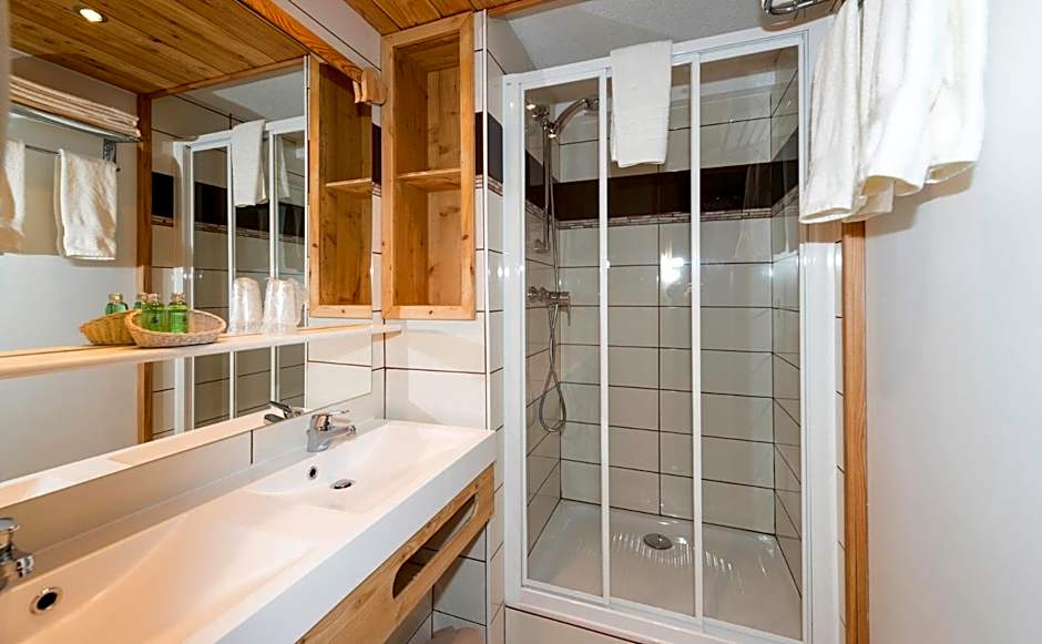 Logis Hôtel Spa la Cascade