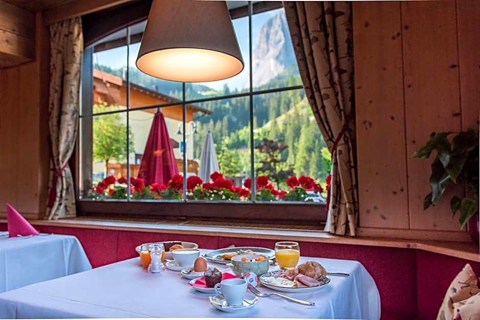 La Tambra - Residence - Central with Restaurant