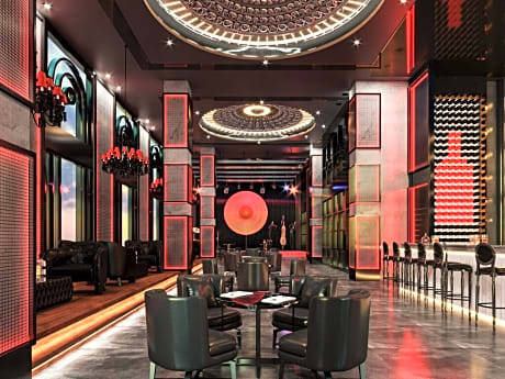 Serenity Queen Hotel