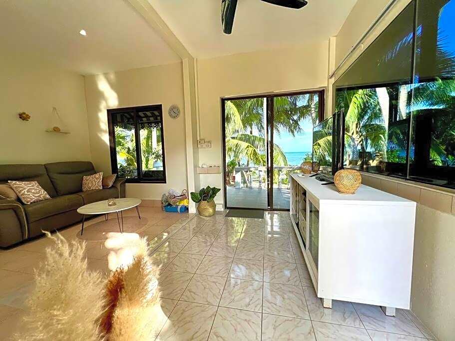 Bohemian Beach House Near Lamai