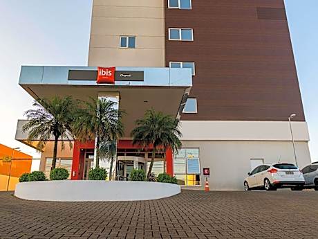 Ibis Chapeco