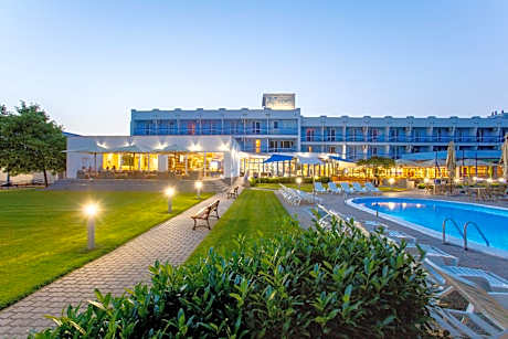 Hotel Senec Aqua Resort - Family friendly