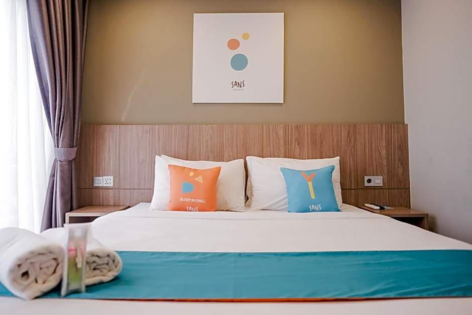 Sans Hotel Puri Indah Jakarta