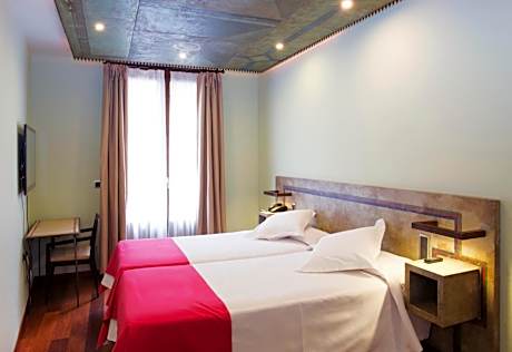 Twin Room with Extra Bed