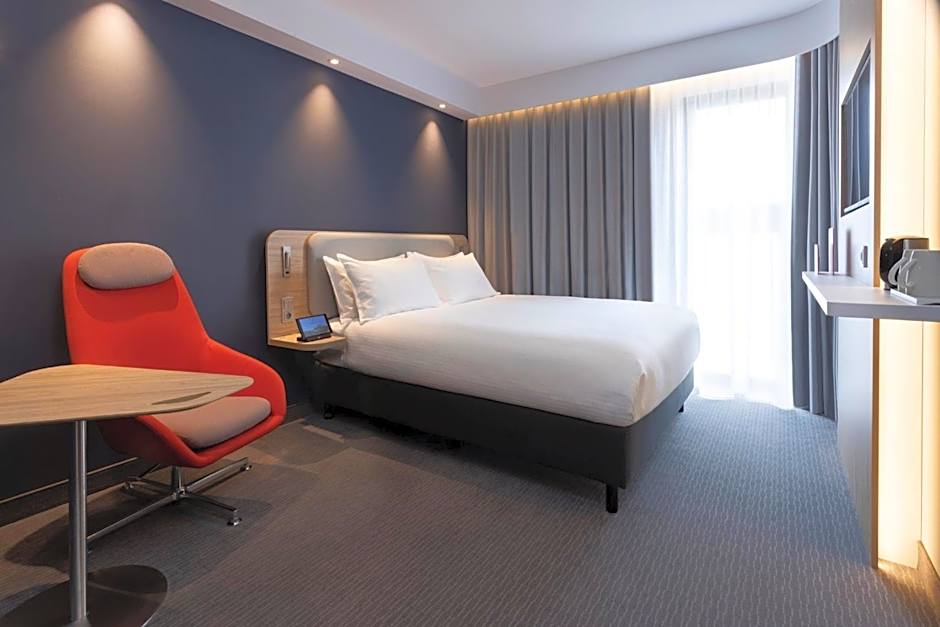 Holiday Inn Express And Suites Deventer By IHG