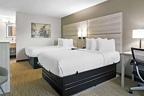 Double Room with Two Double Beds - Non-Smoking