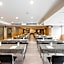 Evergreen Place Siam by UHG